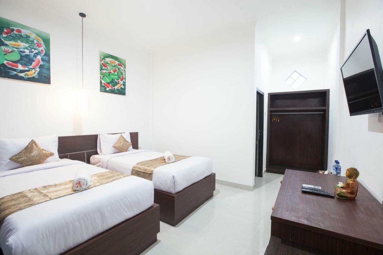 Yankee Fara 14 Hotel Seminyak Exterior foto