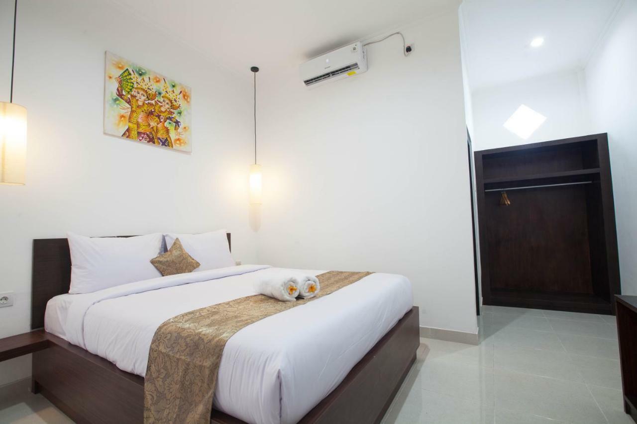 Yankee Fara 14 Hotel Seminyak Exterior foto